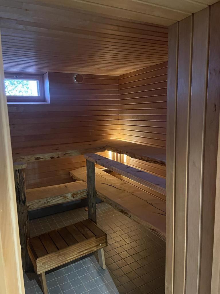 Napapiirin Eraekartano Apartamento Pello Exterior foto