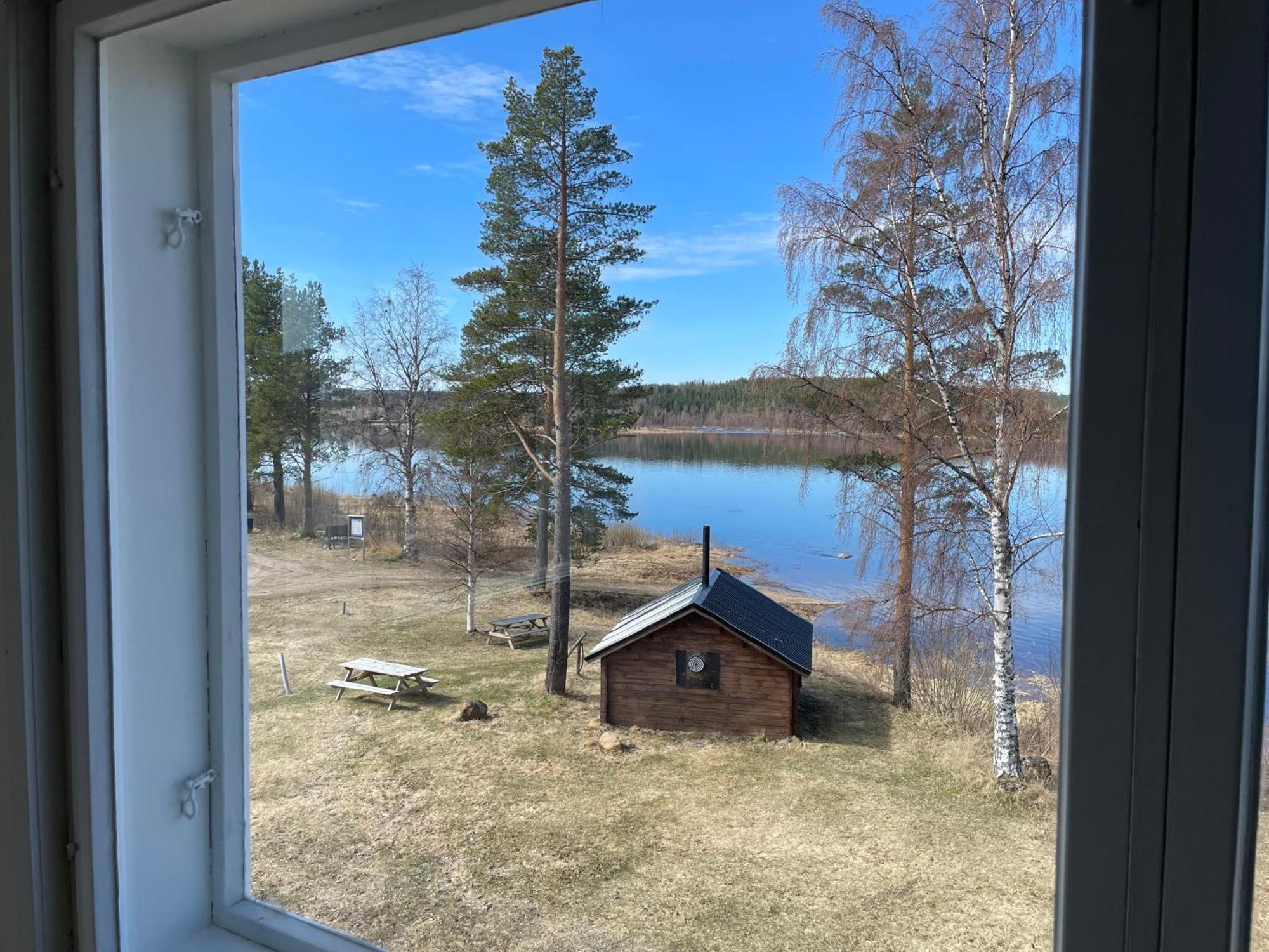 Napapiirin Eraekartano Apartamento Pello Exterior foto